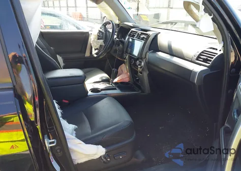 2016 Toyota 4Runner Sr5 Premium z USA, uszkodzony, nr VIN JTEZU5JR7G5138701